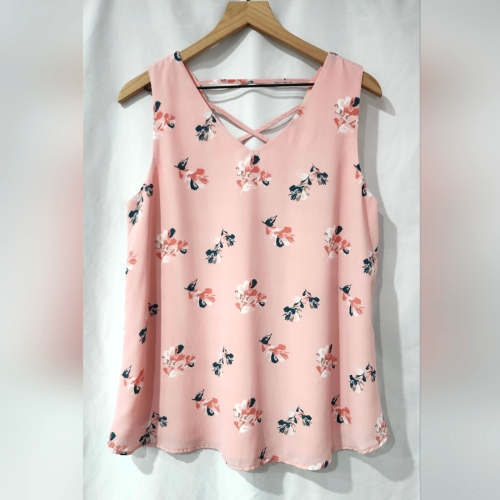 Full‎ Moon Maternity NWT Sleeveless Top Size Medium Pink Teal Floral Cross Back